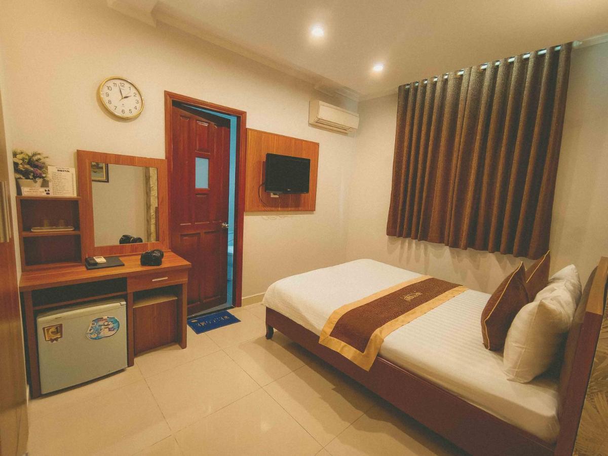 Huong Mai Ga Sai Gon Hotel Ho Chi Minh City Exterior photo